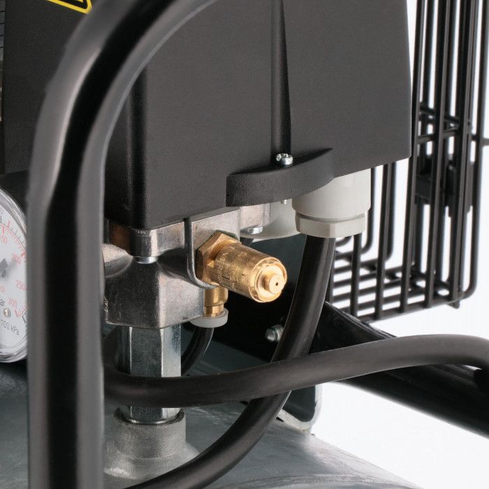 Compressor G 625-90 Pro 10 bar 4 hp/3 kW 415 l/min 90 l